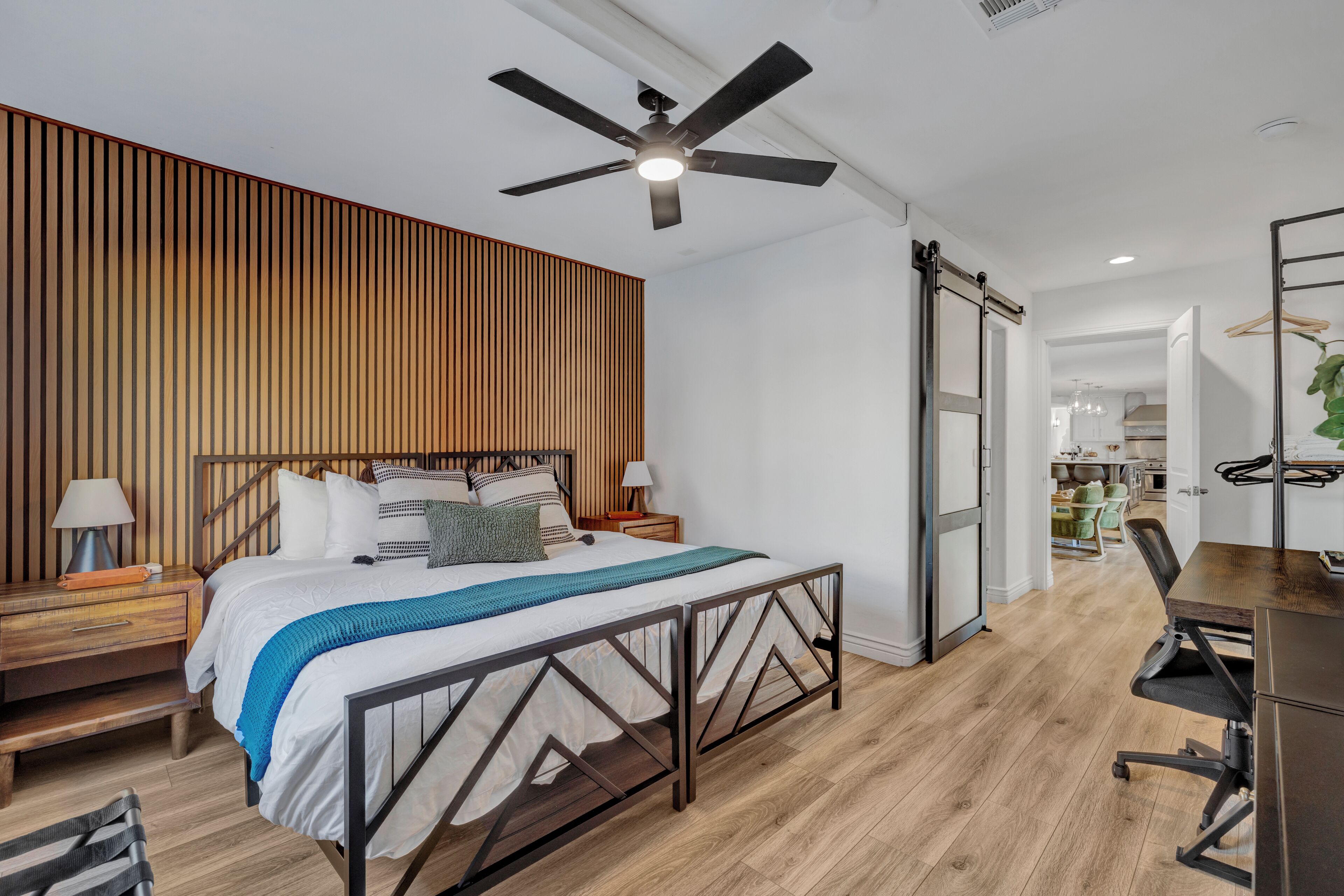 5 bedrooms, desk, iron/ironing board, free WiFi