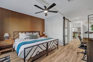 5 chambres, bureau, fer et planche à repasser, Wi-Fi gratuit