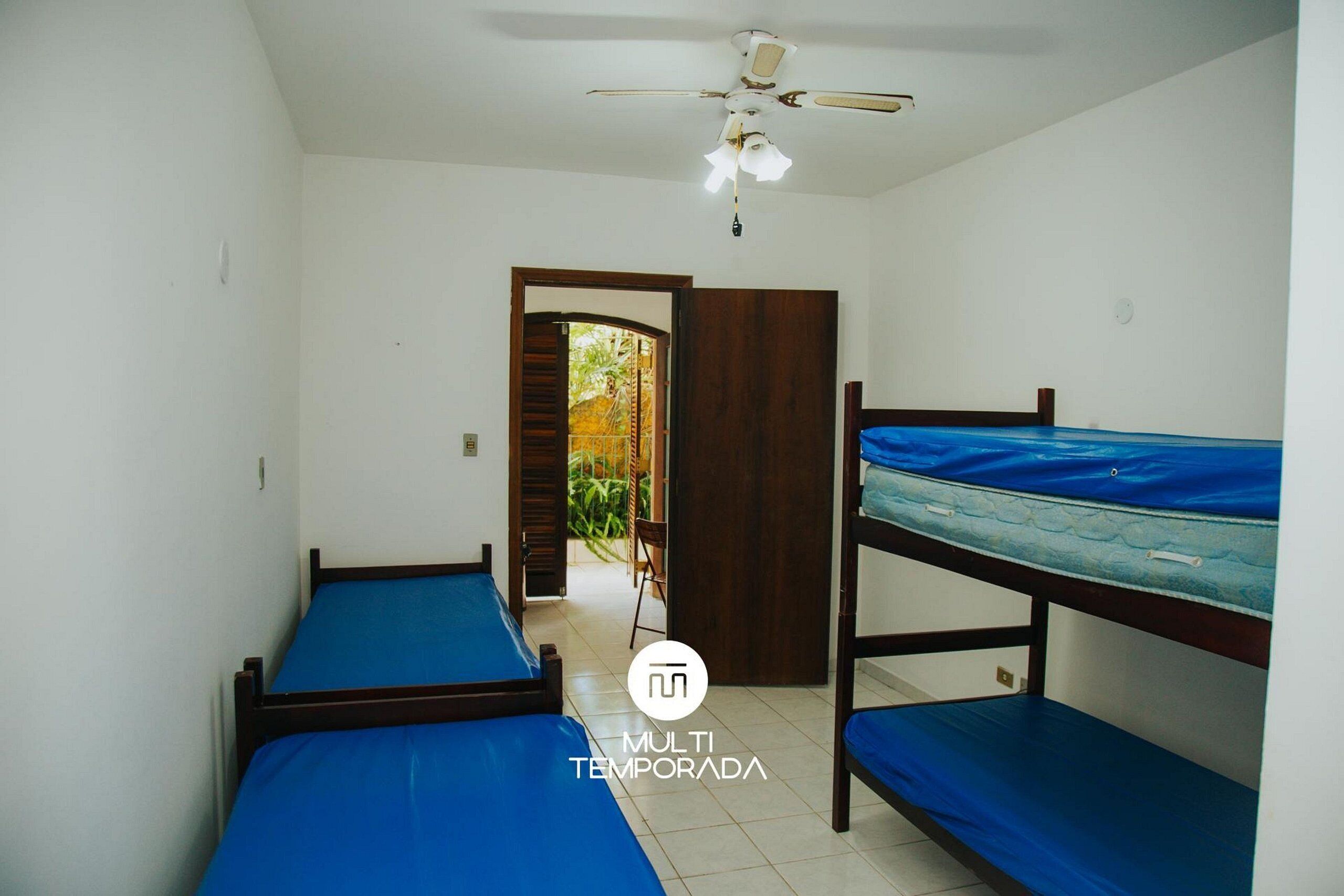 Family Cottage | Premium bedding, individually decorated, individually furnished