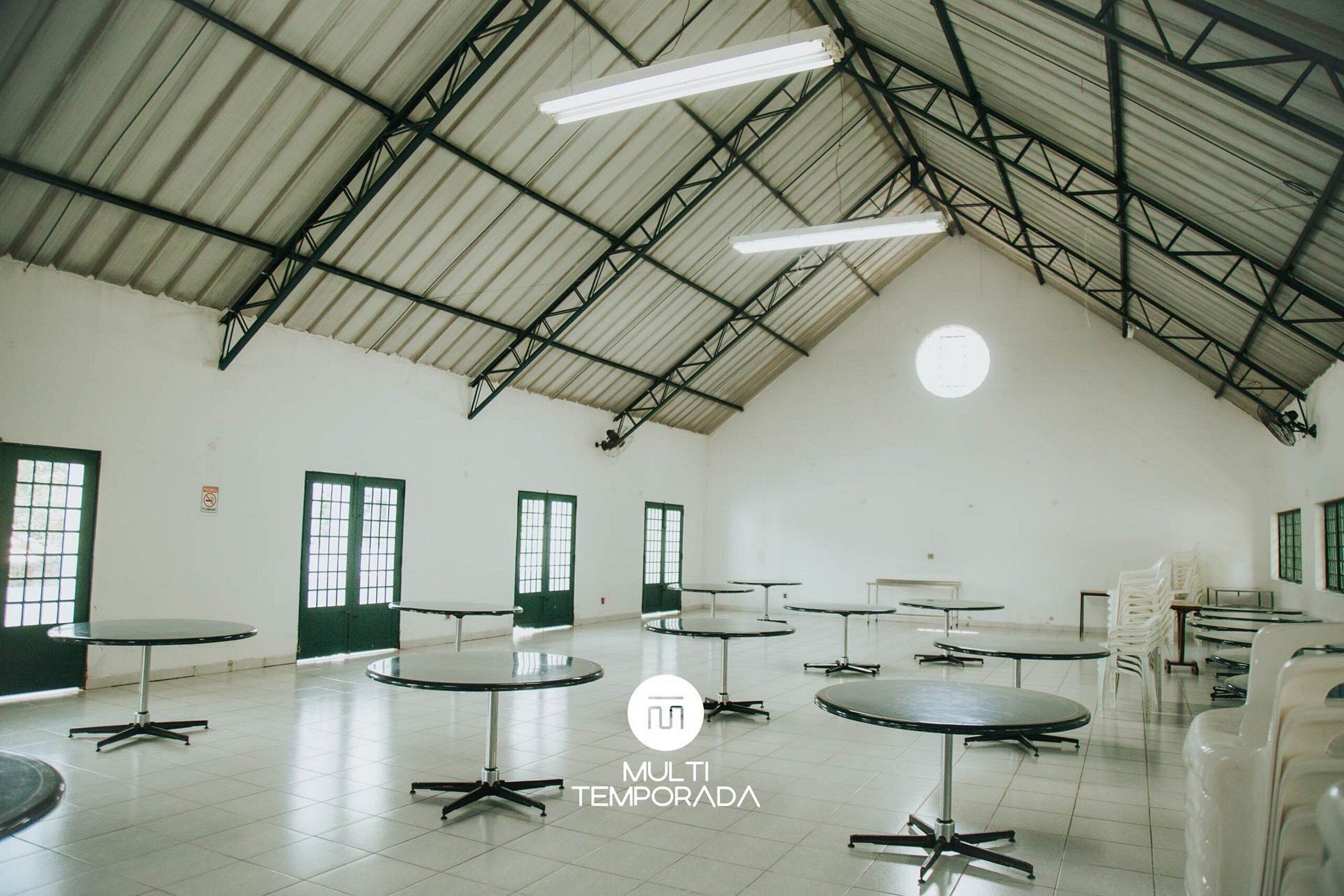 Family Cottage | Dining room