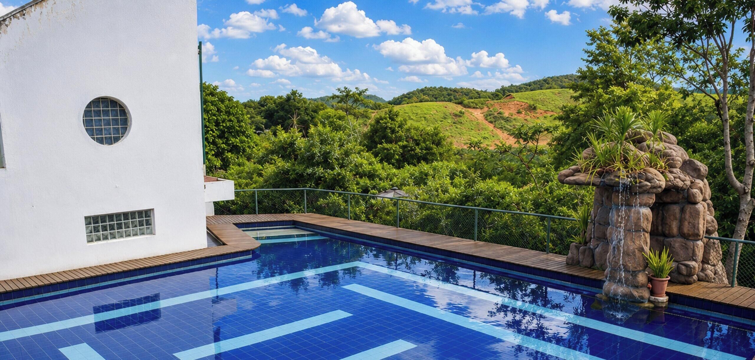 游泳池