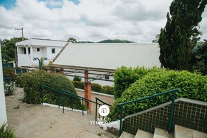 Family Cottage | Exterior - Chácara 3 Poderes Piscina - 60 pessoas (Guararema)