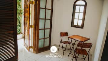 Casa de campo família | Opções para refeição ao ar livre