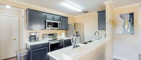 Fridge, microwave, oven, stovetop