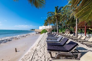 Beach - Corasol, Stylish Jungle Residence (Playa del Carmen)