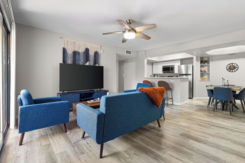 Tempe Retreat Close to ASU, Mill Ave & Airport