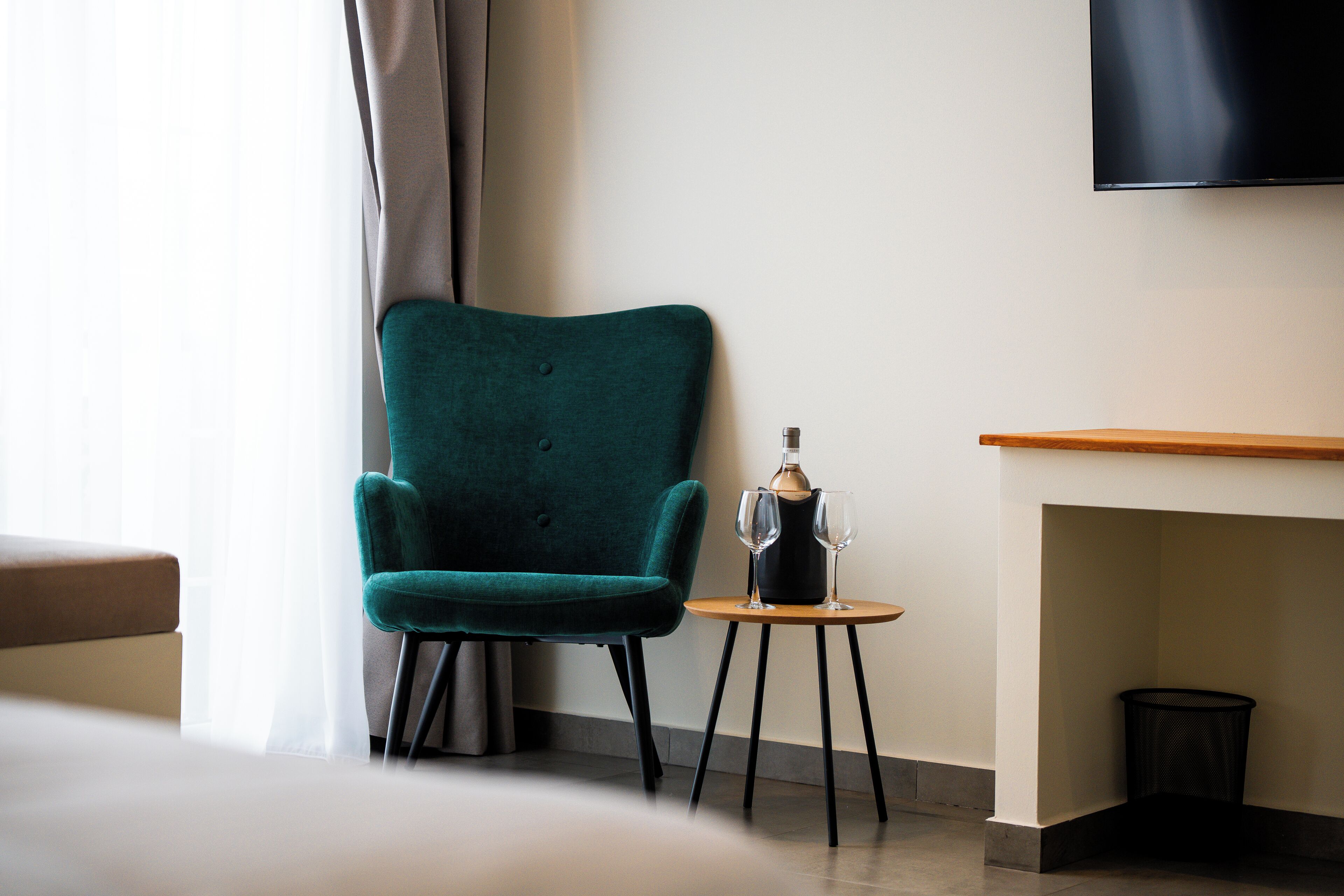 Suite with Balcony | Interior