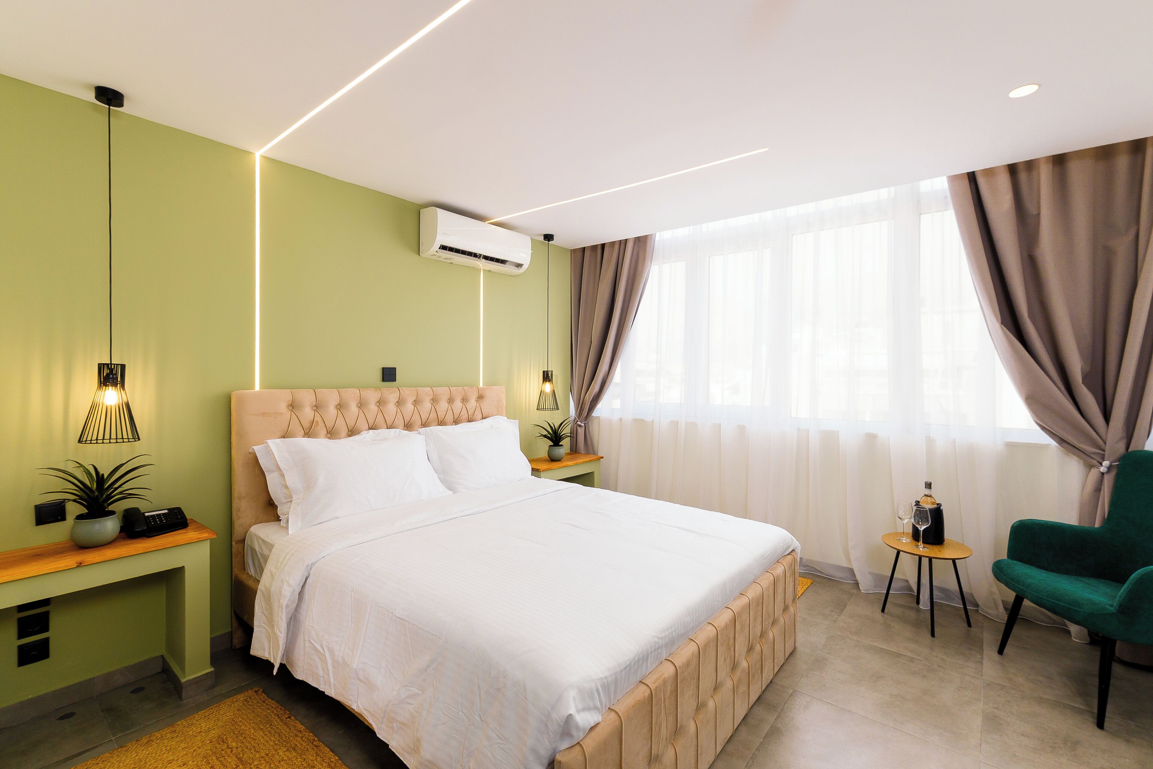 In-room safe, desk, laptop workspace, blackout curtains