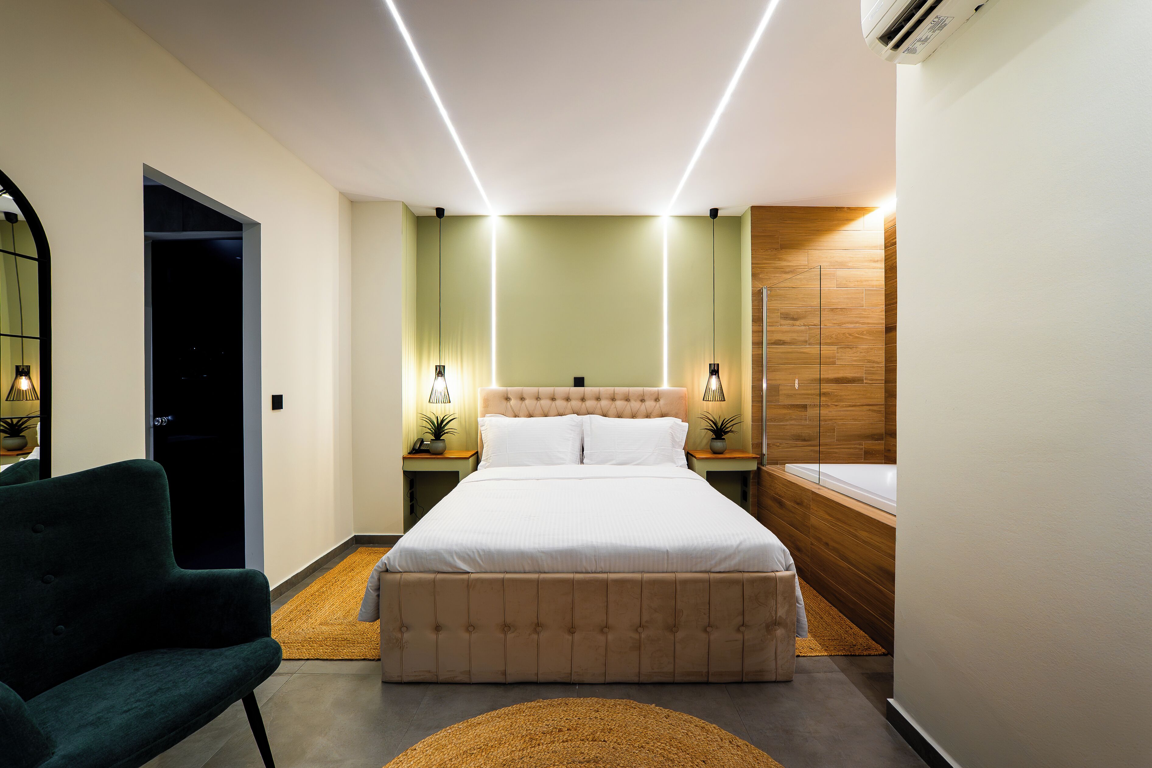 Luxury Room, City View | In-room safe, desk, laptop workspace, blackout drapes