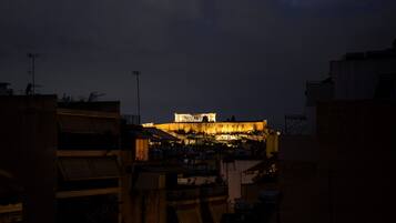 Deluxe Suite with Acropolis view | Exterior