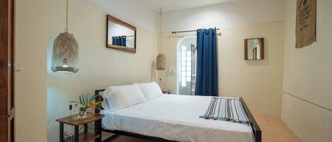 4 bedrooms, free WiFi, bed sheets, wheelchair access