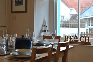 Dining - Herring House- Coastal Comfort in Pittenweem (Pittenweem)