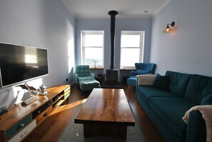 Living area - Fisherman's Loft- Seafront Serenity (Anstruther)