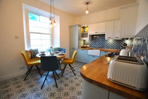 Dishwasher - Fisherman's Loft- Seafront Serenity (Anstruther)