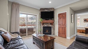 Apartment (4 Bedrooms) | Interior - Highline Lodge at Westgate by Avantstay Ski-in Ski-out Mountain Home + Hot Tub + Views at Canyons Village (Park City)