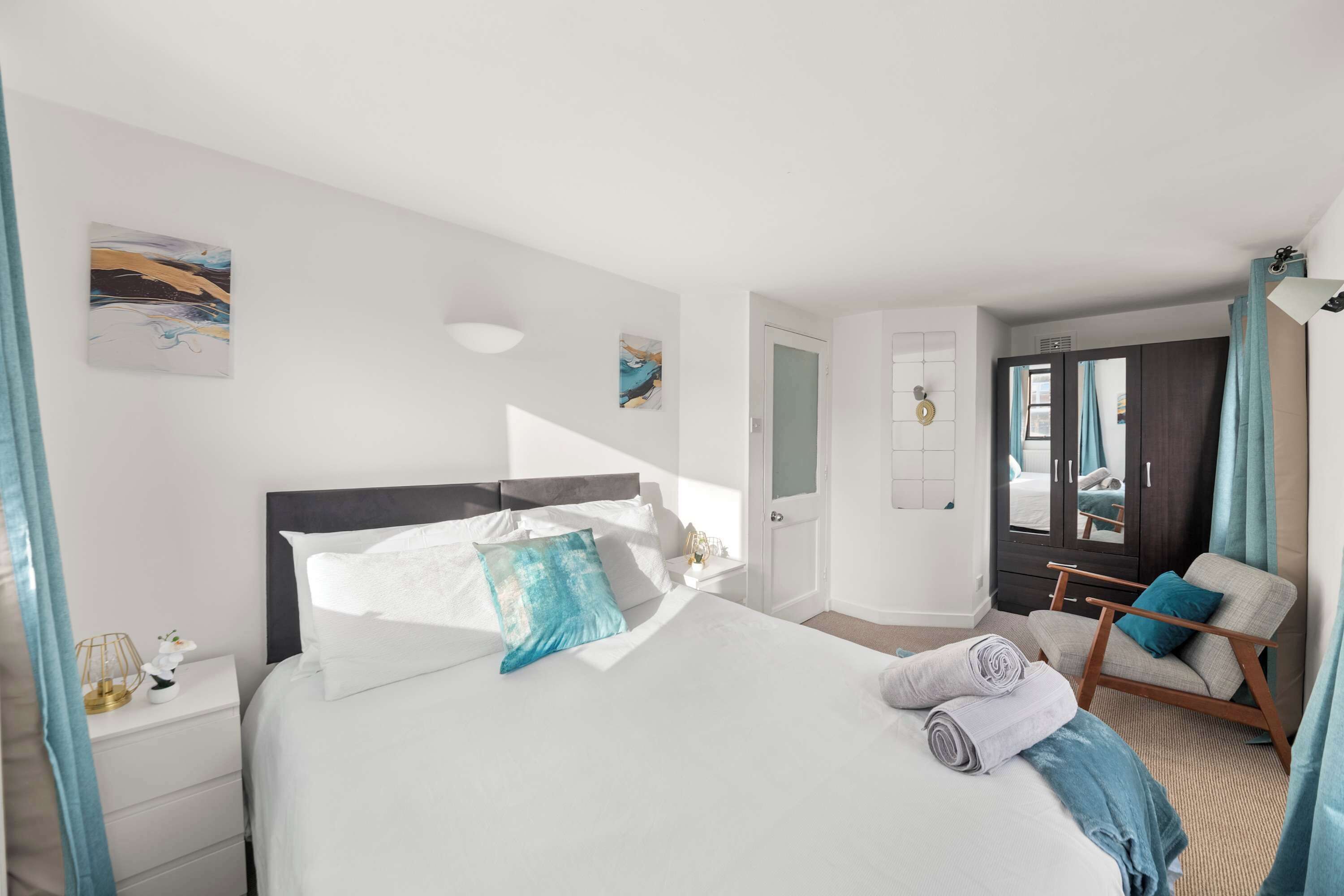 Desk, iron/ironing board, free WiFi, bed sheets