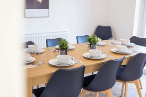 Dining - Perfect Booking | 5 min drive to Blyth Beach (Northumberland)