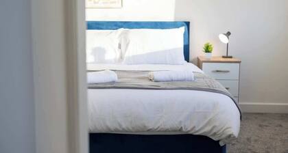 Perfect Booking | 5 min drive to Blyth Beach