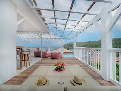 Villa Casarhum972 - 180° panoramic sea view, swimming pool & all on foot in Les Anses