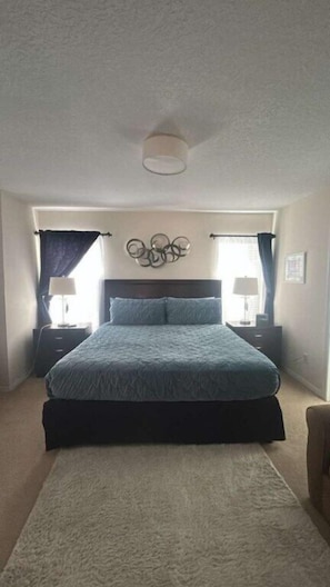 4 Schlafzimmer, Bügeleisen/Bügelbrett, WLAN, Bettwäsche
