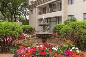 Apartamento standard (losso-AR01J) | Detalhe da fachada