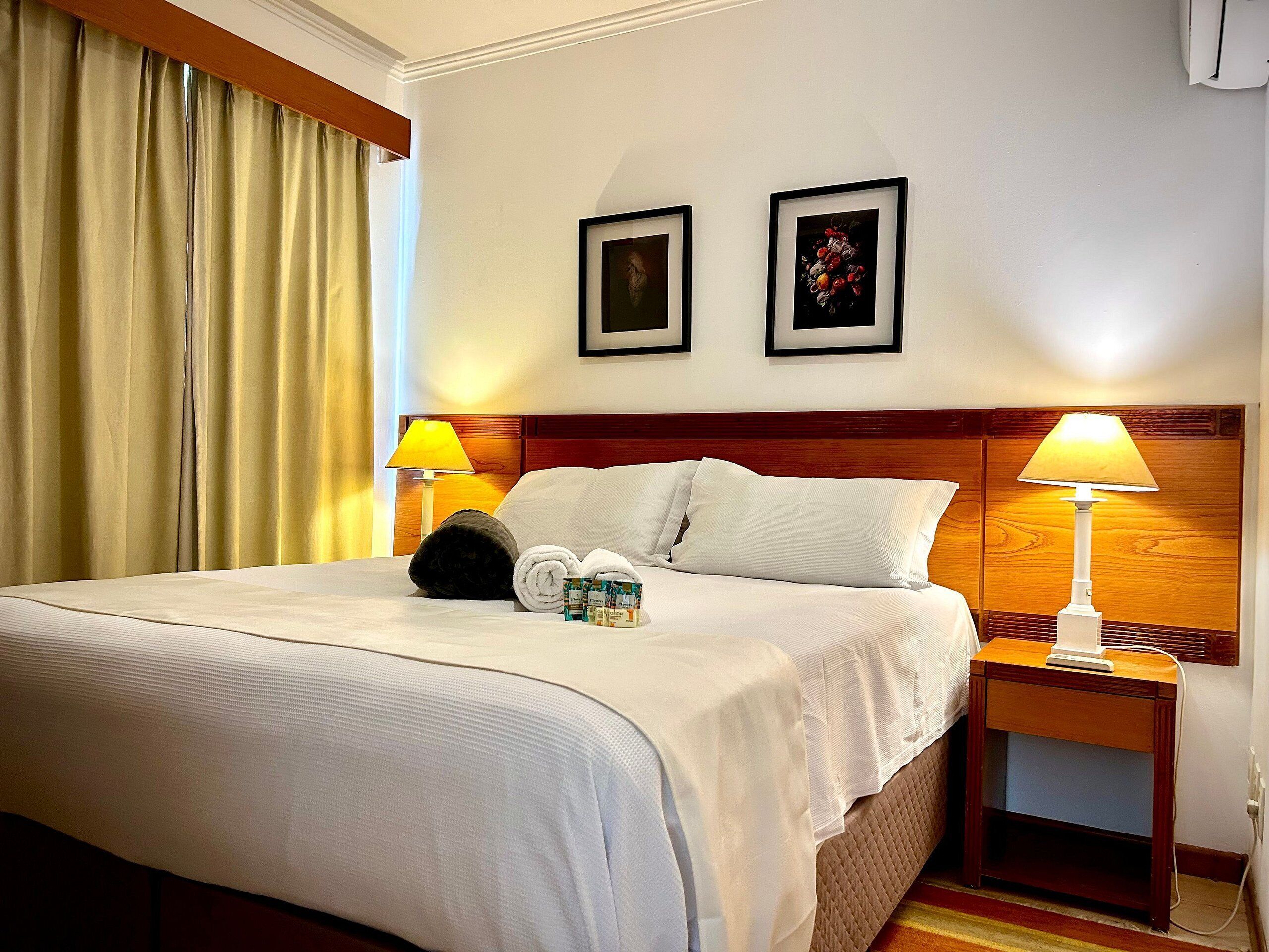 Apartment | Laptop workspace, blackout drapes, iron/ironing board, free WiFi