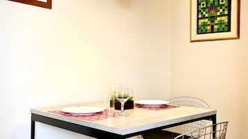 Apartment | Dining