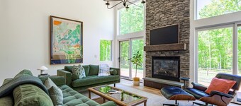 NEW: A Sleek Glass Walled Retreat in Narrowsburg