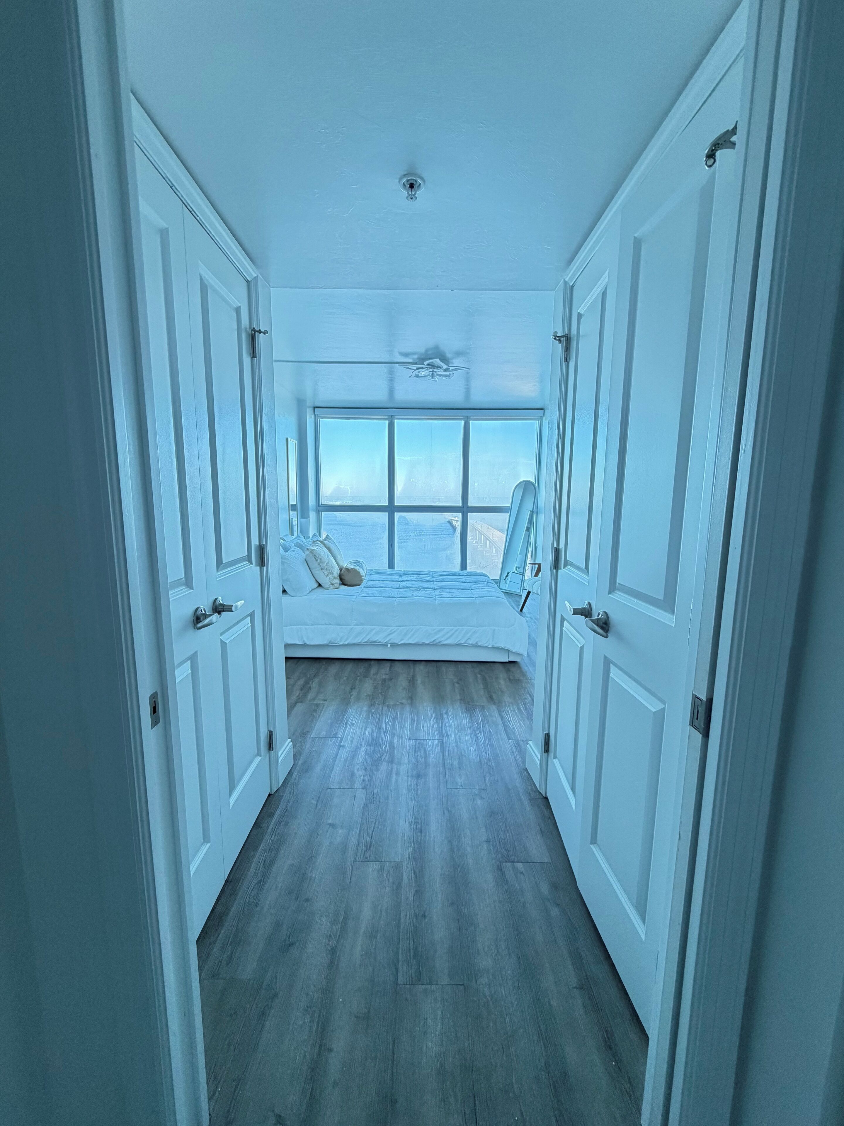 1 chambre, fer et planche à repasser, Wi-Fi gratuit, draps fournis