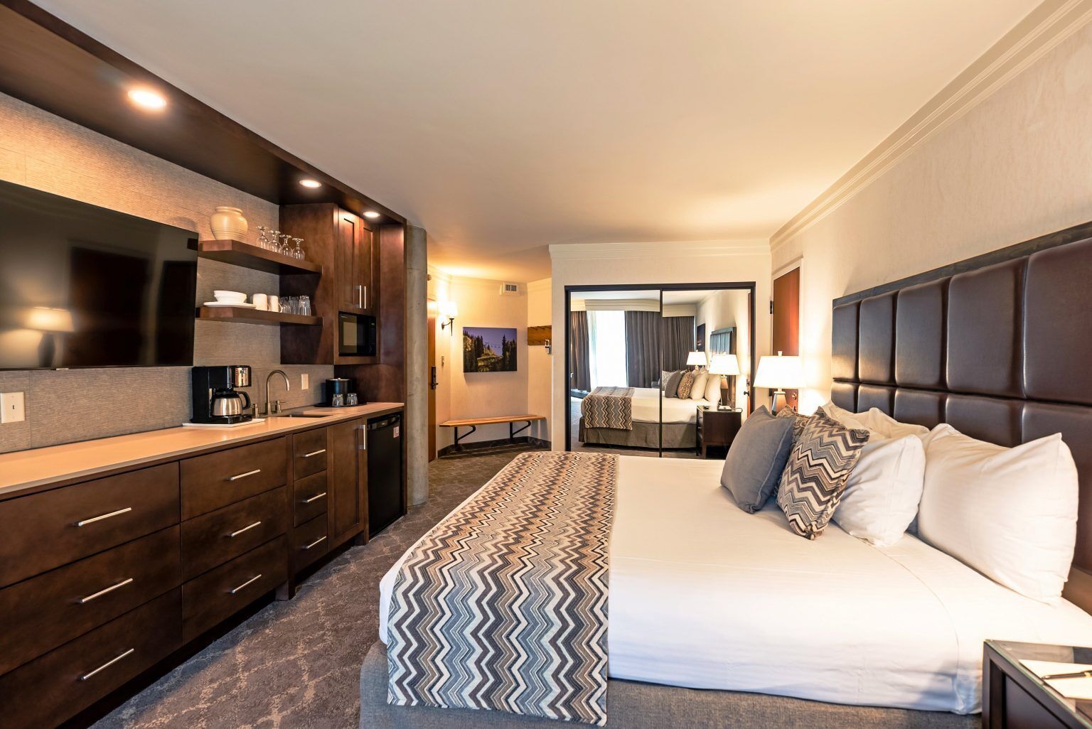 Deluxe Condo, Mountain View | In-room safe, blackout drapes, iron/ironing board, free WiFi