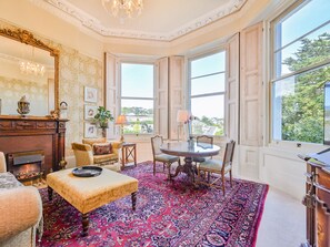 Interior - Muntham Deluxe Apartment 3 (Torquay)