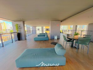 Outdoor dining - Solaz - Miramar Hospedagens  (João Pessoa)