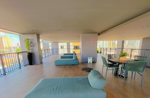 Outdoor dining - Solaz - Miramar Hospedagens  (João Pessoa)