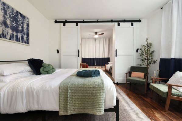 2 bedrooms, iron/ironing board, WiFi, bed sheets