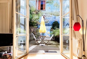 Interior - Seven Olives Apartment with Patio (Berlin)