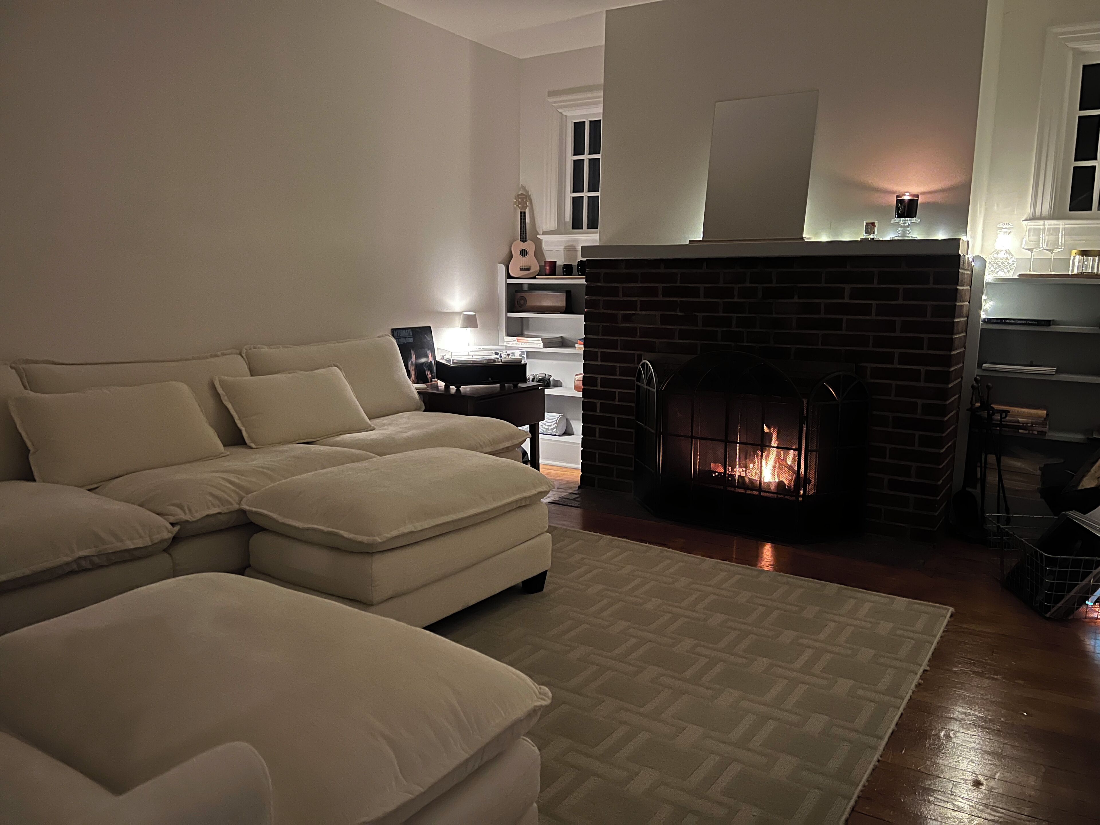 Beautiful Home With Hudson River Views & Adjacent Rushing Waterfall In Hyde Park - 海德帕克