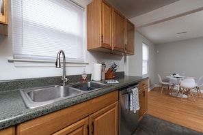 Microwave, oven, stovetop, dishwasher