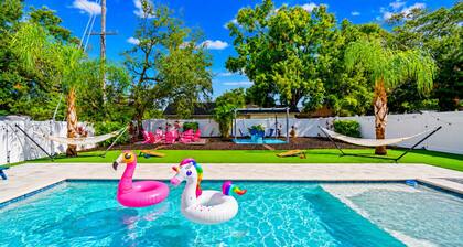 Tampa Backyard Oasis | Pool • Golf • Glam Room