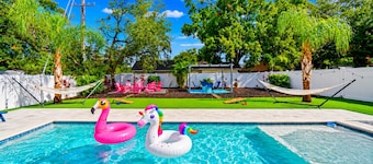 Tampa Backyard Oasis | Pool • Golf • Glam Room