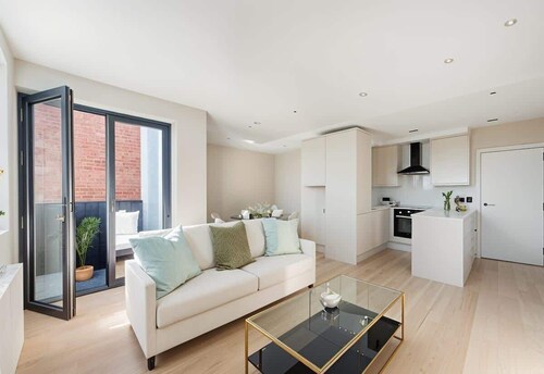 Luxury New Build 2-Bed, 2-Bath in Wimbledon