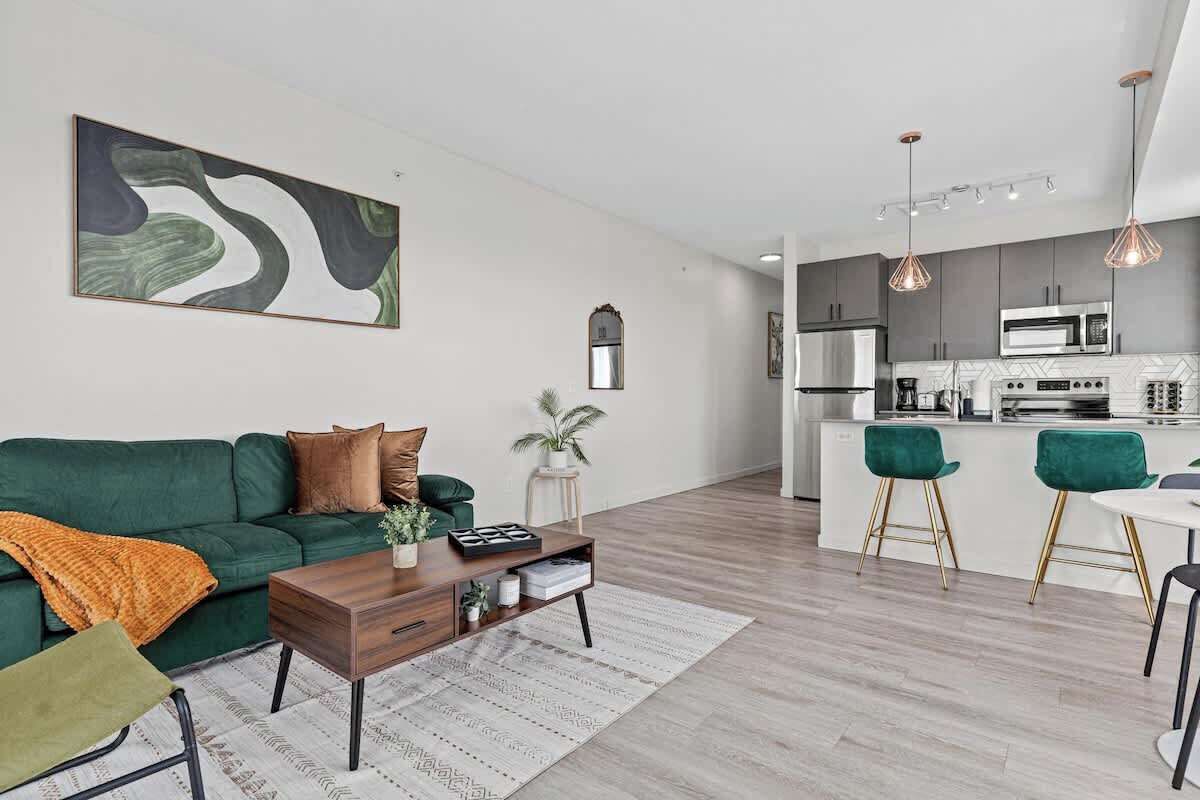 テレビ、書斎 / ワークスペース