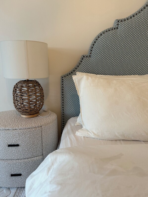 Room - Shweihat Beachfront Villa (Abu Dhabi)