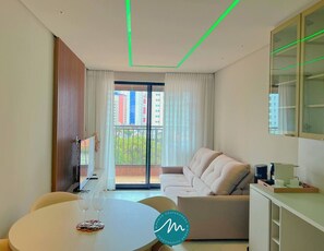 Apartemen Deluks, balkon | Area keluarga