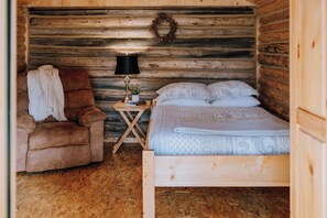Free WiFi, bed sheets - Dogwood Cabin: Cozy Adventure in the Mountains (Clearwater County)