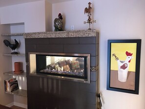 Interior - 3-bedroom accommodation, 5 minutes' walk from Saint-Michel metro station (Montréal)