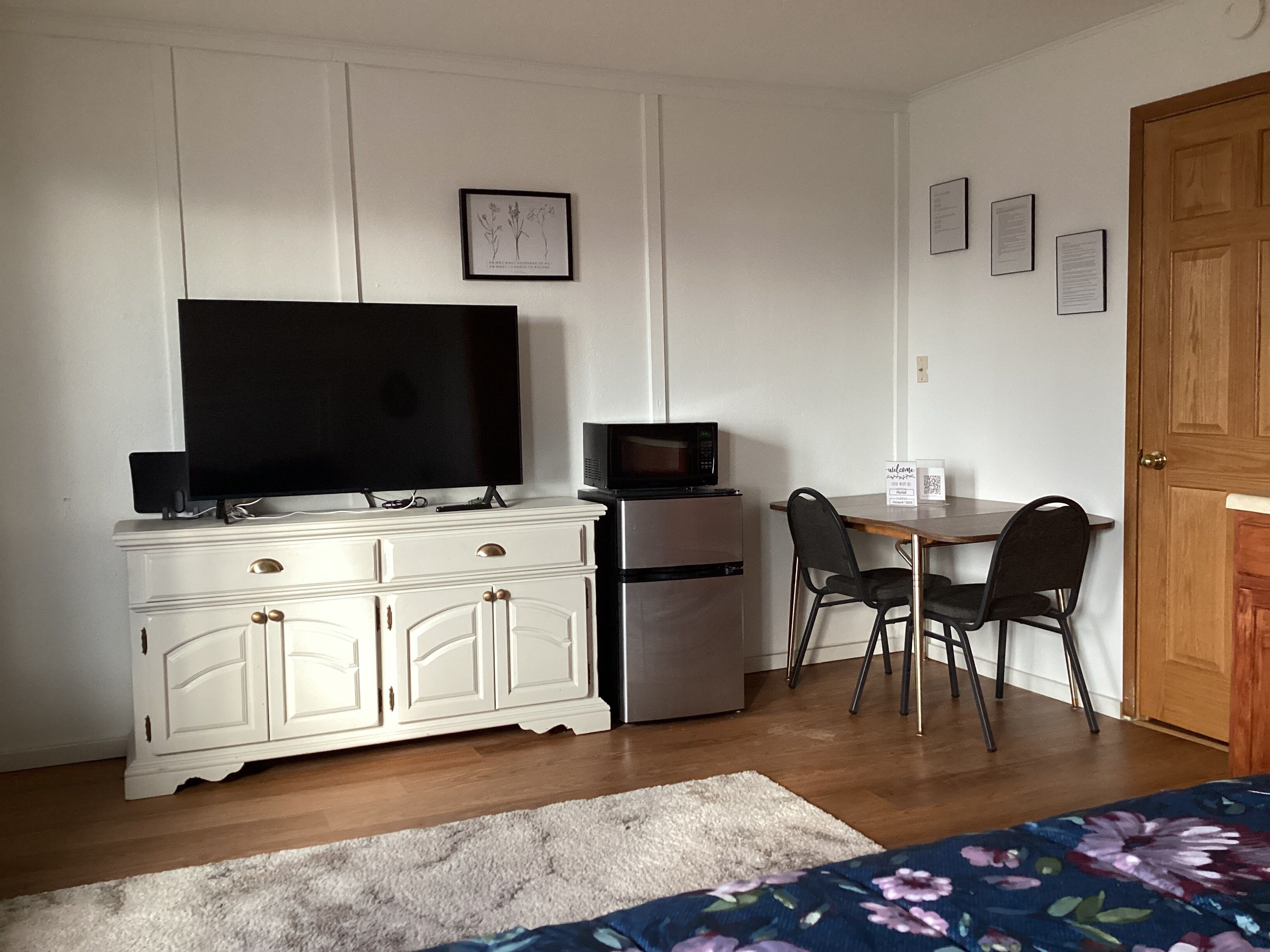 Studio – deluxe, 1 queensize-seng, ikke-røyk | Oppholdsområde