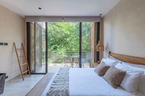 1 bedroom, iron/ironing board, WiFi, bed sheets - Corasol: Modern One-Bedroom Apartment with Terrace (Playa del Carmen)