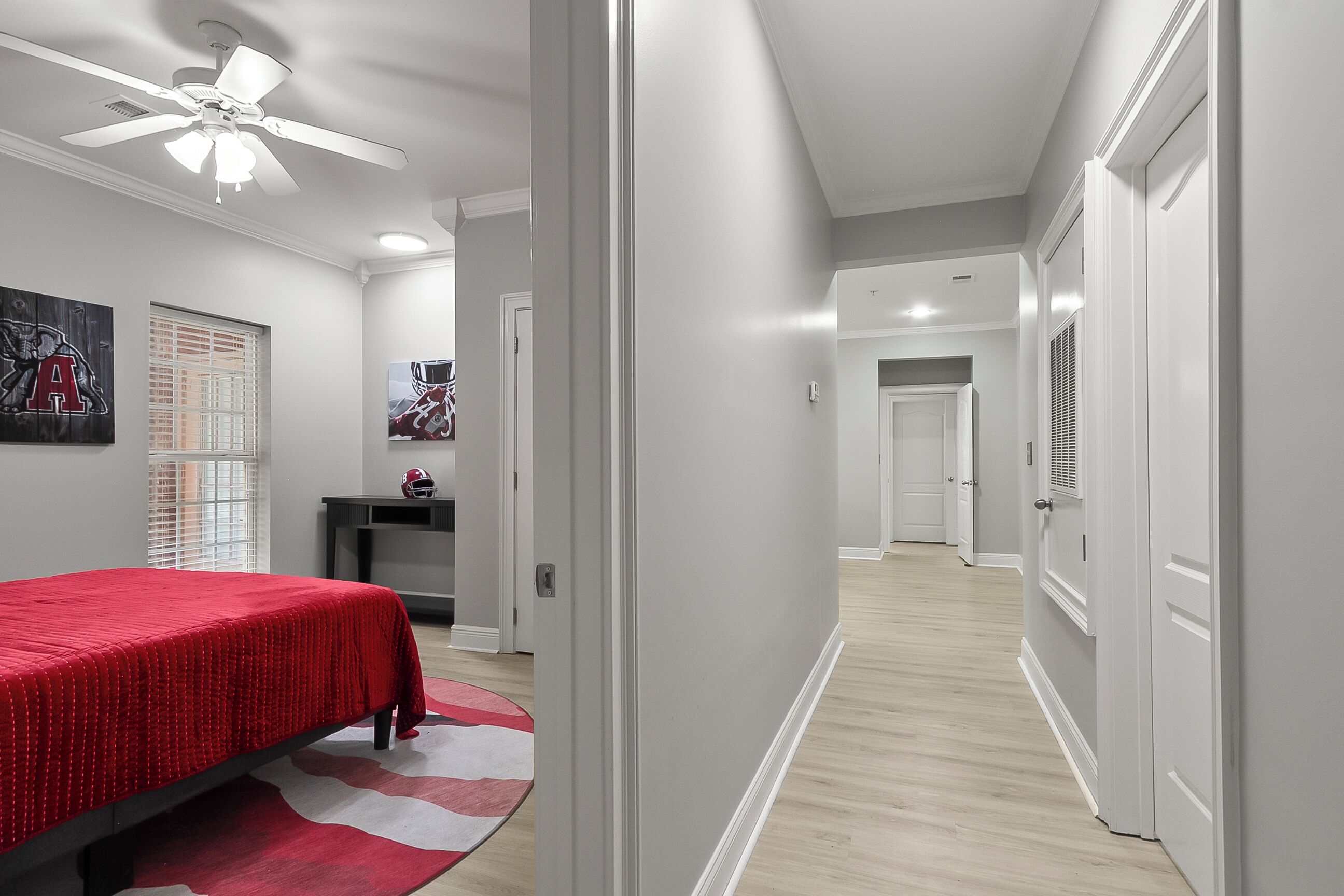 3 bedrooms, desk, free WiFi, bed sheets