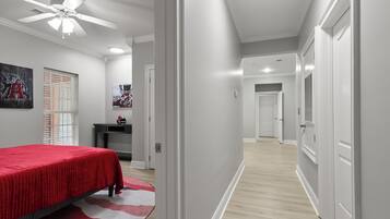 3 bedrooms, desk, free WiFi, bed sheets