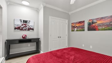 3 bedrooms, desk, free WiFi, bed sheets